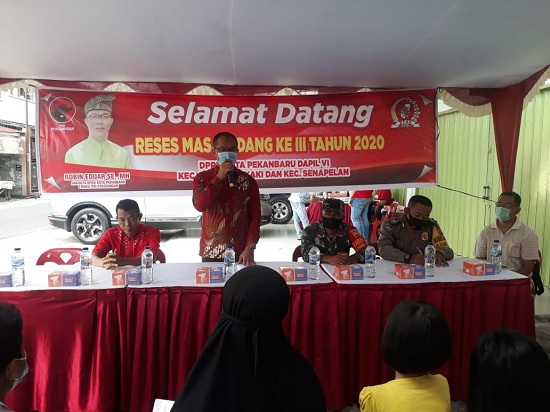  Warga Kelurahan Padang Terubuk, usulkan Air Bersih, Sumur Bor, E-KTP dan Lampu Penerangan